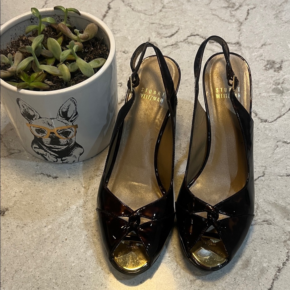 Stuart Weitzman Tortoise Shall and Gold Patent Slingback Heels Size 8 - Picture 2 of 9